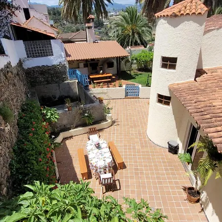 Castano Bajo - * Santa Brigida (Gran Canaria)